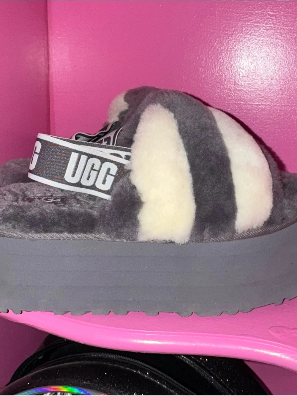 UGG Disco Stripe Sandals size 6